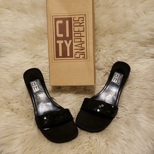 City Snappers black Sandals